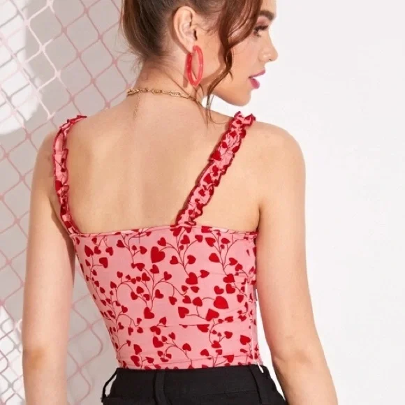 ❤️ Heart Pattern Crop Tank Top - Picture 3 of 6